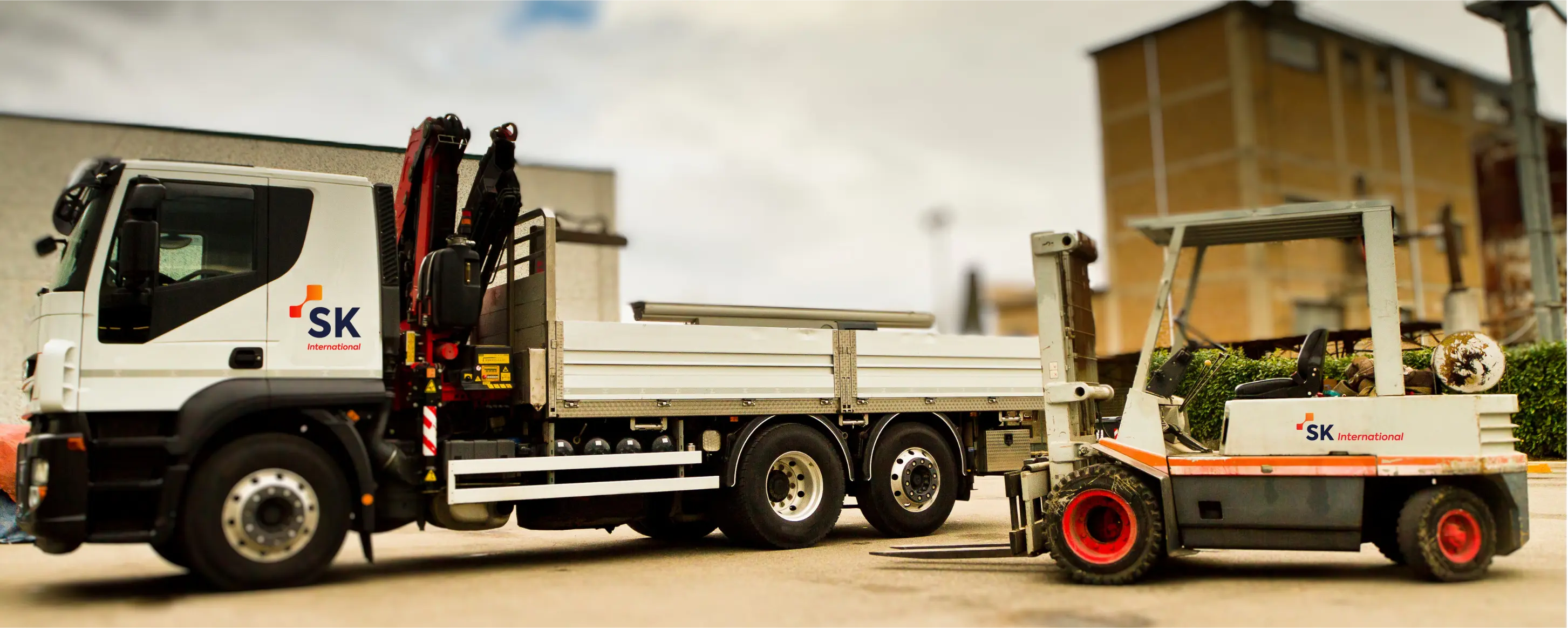 4 Key Features Every Load Assist Lift Should Incorporate.